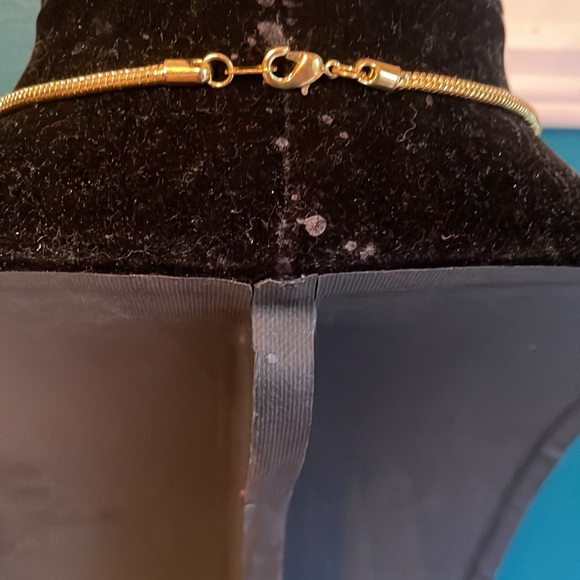 Tribal claw horn inlay necklace - Picture 4 of 4